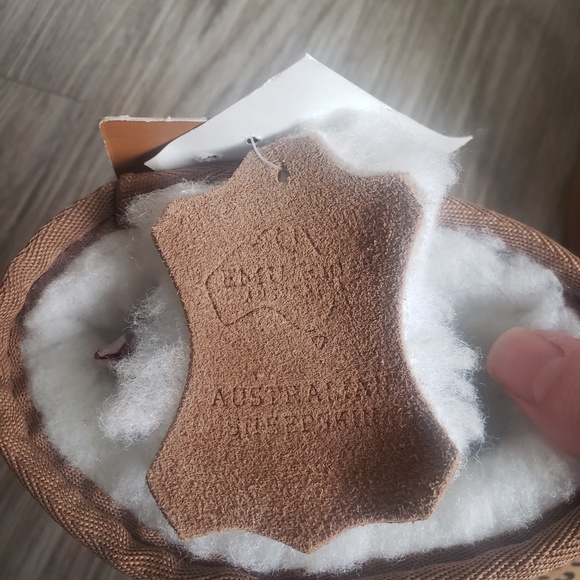 Emu Ridge Sophie Mini Print Ankle Boots - Picture 9 of 9